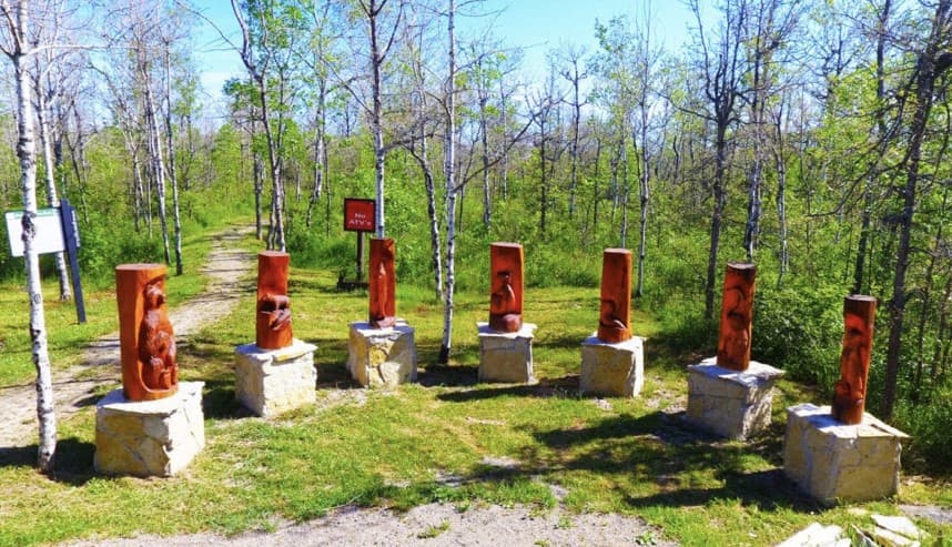 Totems at the Bebamikawe Memorial Trail